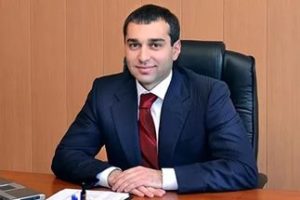 Сын Овика Абраамяна покинет пост мэра Арташата