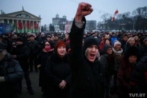 По всей Белоруссии прошли акции против налога на "тунеядство"