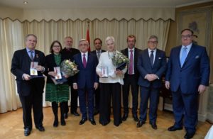 Президент Армении вручил европарламентариям государственные награды
