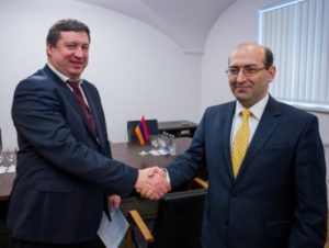 Министр обороны Литвы подтвердил необходимость исключительно мирного урегулирования нагорно-карабахского конфликта