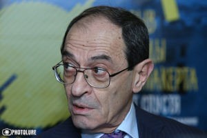 Ереван считает комичным объявление Азербайджаном в розыск трех членов Европарламента за посещение Арцаха