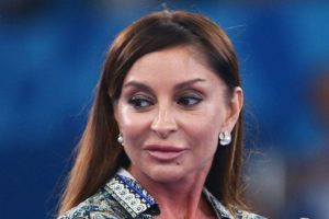 Алиев назначил жену первым вице-премьером