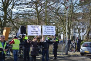 Армянские организации в Голландии провели в Гааге мощную акцию в день памяти жертв Сумгаита