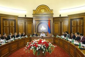 На совещании у Карена Карапетяна обсуждался ход выполнения программы правительства РА
