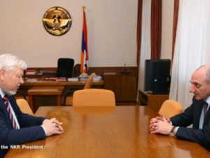 Президент Арцаха и посол Каспршик обсудили ситуацию на лини соприкосновения