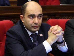 Эдмон Марукян: Власти давят на вас из-за выборов? Я покажу вам способ их обмануть