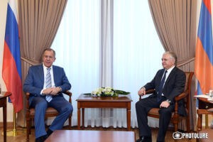 Глава МИД Армении посетит Москву