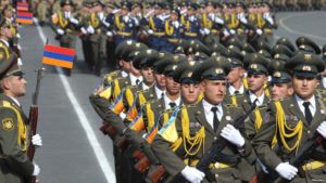 Армянские солдаты вместо сигарет будут получать деньги