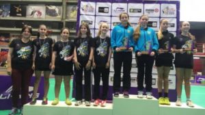 2 приза на международном турнире по бадминтону