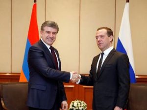 Премьер-министры Армении и России обсудили вопросы двустороннего взаимодействия