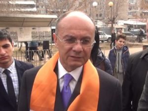 Сейран Оганян: За 3 года поможем около 2 тысячам военных очередников на квартиры