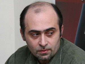 Медиа-эксперт: В Армении певцы охотно пиарят политиков – но считают себя в стороне