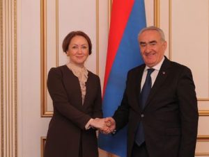 Спикер парламента Армении и ректор института русского языка им. А.С.Пушкина обсудили вопросы сотрудничества