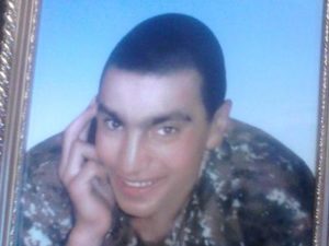 Министр обороны Армении присутствовал на панихиде по погибшему военнослужащему