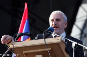 Арам Манукян знает, как поставить Азербайджан в жалкое положение