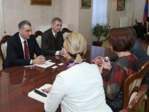 С банком KFW обсудили вопросы ремонта водохранилища у границы с Турцией