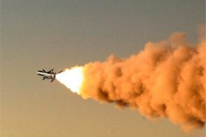 Иран успешно испытал баллистическую ракету собственного производства