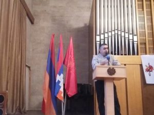 Мир не вымаливают, к миру обязывают - Армен Рустамян