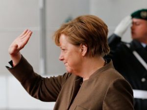 Рейтинг Ангелы Меркель поднялся до 60% впервые с сентября 2015 года