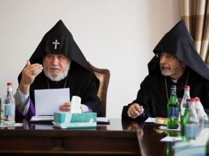 Высший духовный совет ААЦ призвал политические силы проявить бдительность и сдержанность