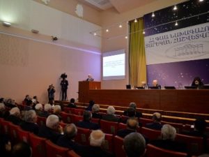 Президент Армении посетил Национальную академию наук