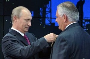 Тиллерсон поехал в Кремль на встречу с Путиным