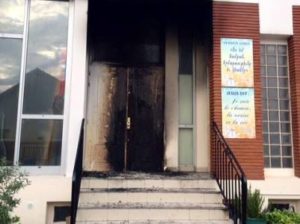 Совершено нападение на армянскую евангелистскую церковь во Франции