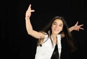 Арцахская певица вышла в финал конкурса "Новая волна"