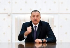 Маэстро Алиев, провальная апрельская премьера и жидкие аплодисменты