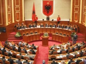 В Албании не смогли избрать президента из-за отсутствия кандидатов