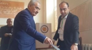 Электронный аппарат «не узнал» и спикера парламента Армении