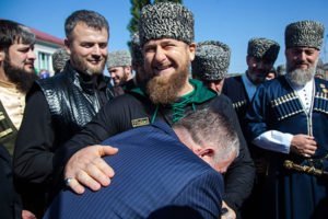 Кадыров объявил войну миллиардеру Сечину