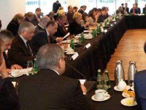 Армения участвует в обсуждении будущего "Восточного партнерства" в Варшаве