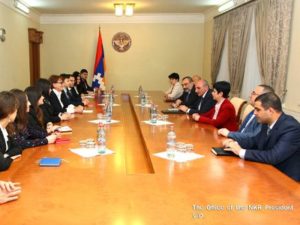 Президент Арцаха принял членов Молодежного парламента франкофонов Армении