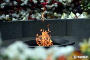 Нацархив Армении готовит уникальную базу данных жертв Геноцида армян