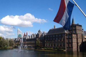Армянские организации Нидерландов представили в парламент страны требования в связи с вопросом о Геноциде армян