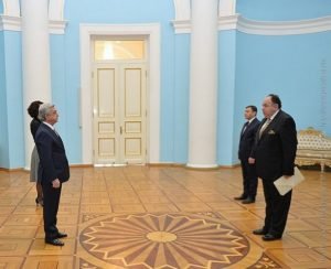 Посол Эквадора вручил свои верительные грамоты президенту Армении