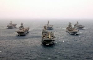 Ударная группа ВМС США приближается к берегам КНДР