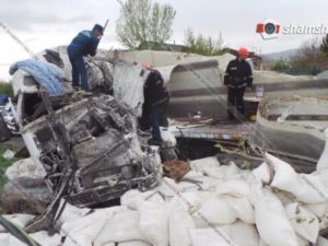 В Армении перевернулся грузовик – водитель погиб