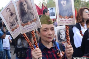 В Ереване впервые прошло шествие «Бессмертный полк»