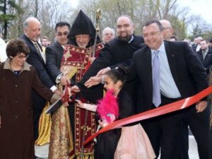 В Массачусетсе открылся армянский семейный и культурный центр