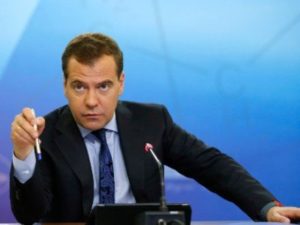 Медведев призвал страны ОЧЭС наладить сотрудничество с ЕАЭС и ШОС