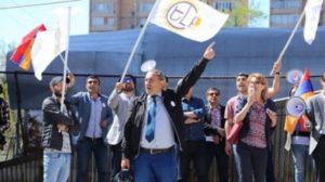 Блок «Елк» проводит шествие в Ереване