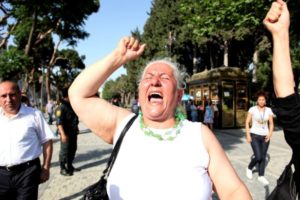 Власти Азербайджана решили откреститься от крупнейшего в стране Межбанка