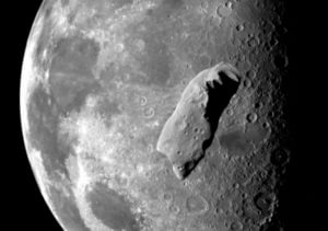 Ученые обнаружили на Луне большие запасы воды