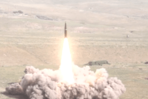 Первый пуск ракетного комплекса "Искандер-М" за пределами России (видео)