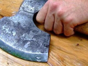 В Азербайджане престарелый муж убил четвертую жену