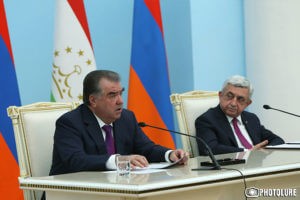 Президент Таджикистана пригласил армянского коллегу в Душанбе с официальным визитом
