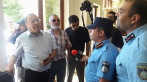 Инцидент перед заседанием по делу Жирайра Сефиляна и остальных