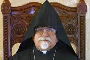 Местоблюститель патриархата Гарегин Бекчян прибыл в Стамбул